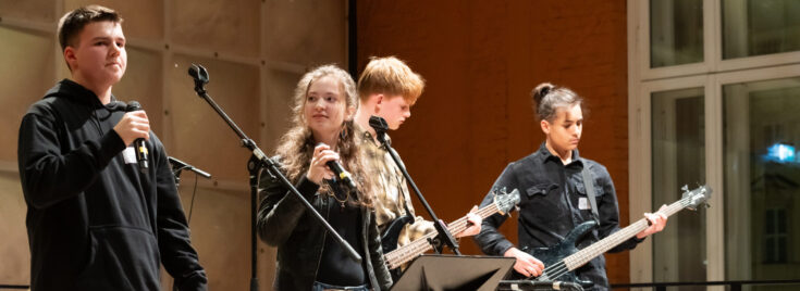 {{brizy_dc_image_alt imageSrc=